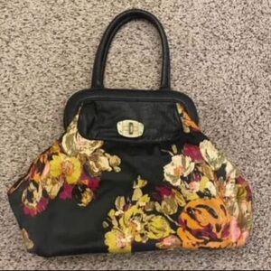 Woman’s Large Purse/Bag